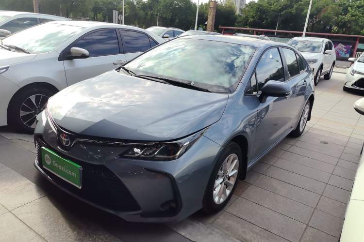 Used Toyota Corolla 2021 Dual-Motor 1.8L E-CVT Elite Edition
