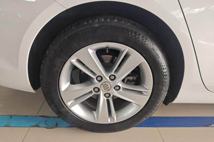 Used Buick Regal 2019 Revised 20T Luxury Version China VI Standard
