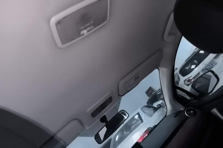 Used Haval H1 2015 1.5L AMT Luxury Model
