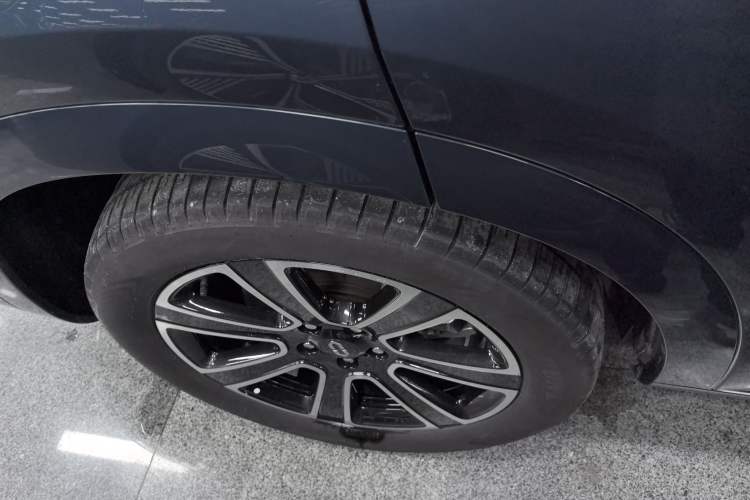 Used Hima AITO M7 2024 1.5T Intelligent Driving Rear-Drive Max Edition 6 Seats
