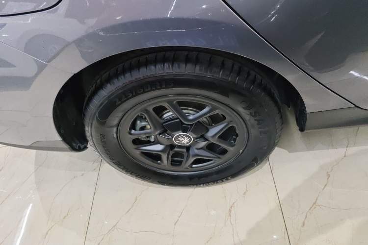 Used BYD Qin PLUS 2025 DM-i Smart Drive 55KM Leading Model