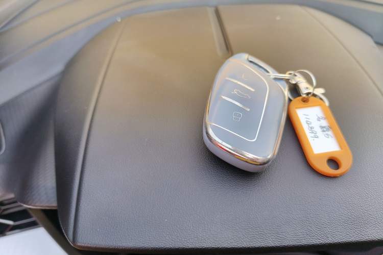 Used MG 5 2021 300TGI DCT Elegant Luxury Edition
