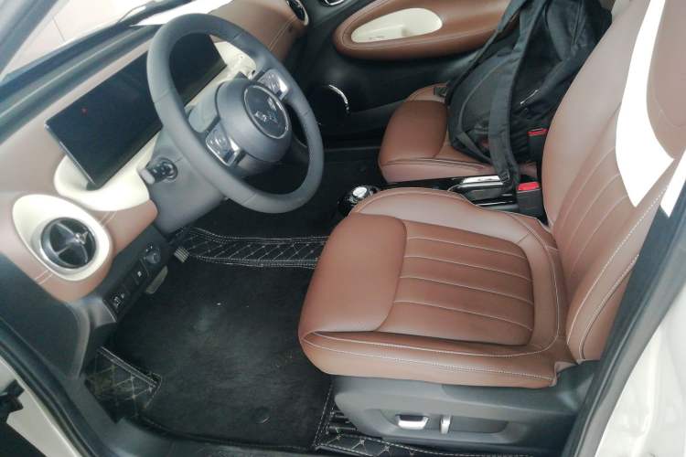 Used Wuling Bingo 2023 333 km Lingxi Connected+ Version
