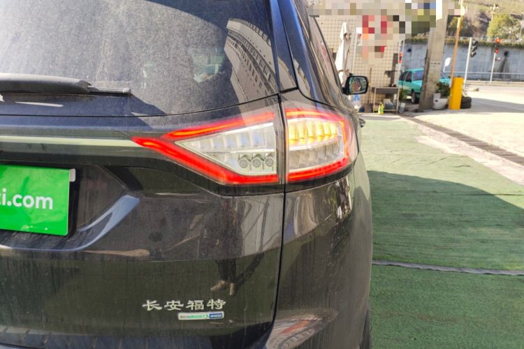 Used Ford Edge 2015 2.0T GTDi 4x4 High-Grade Model
