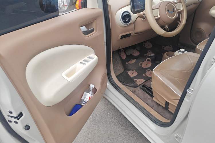 Used Wuling Hongguang MINIEV 2025 Four-Door Version Advanced Edition
