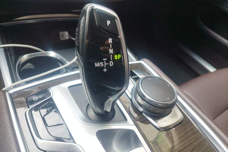 Used BMW 7 Series 2016 730Li Leading Model
