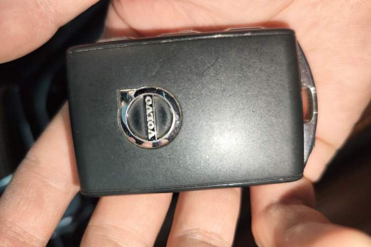 Used Volvo S90 New Energy 2022 T8 eDrive Hybrid Luxury Edition
