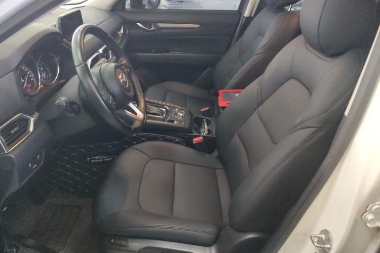 Used Mazda CX-5 2017 2.0L Automatic 2WD ZhiShang Trim China V Standard
