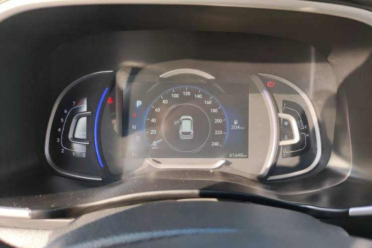 Used Hyundai Tucson 2019 280TGDi Dual-Clutch Two-Wheel Drive Fashion Edition China VI Standard
