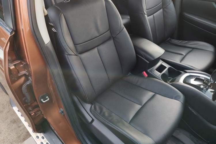 Used Nissan X-Trail 2014 2.0L CVT Comfort Edition 2WD
