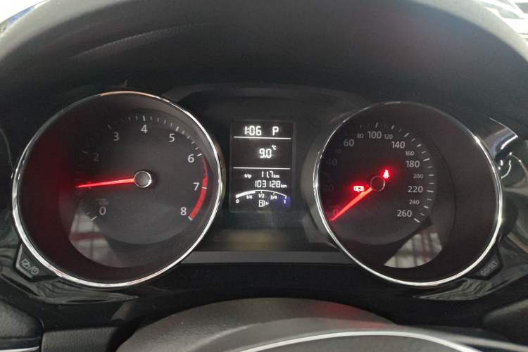 Used Volkswagen Sagitar 2015 1.6L Automatic Comfort Model