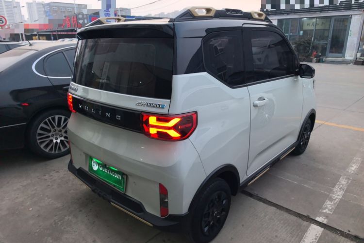 Used Wuling Hongguang MINIEV 2022 GAMEBOY 200km Gaming Edition with Lithium Iron Phosphate