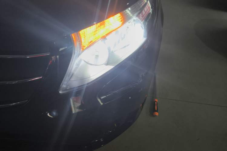 Used Mercedes-Benz Vito 2021 2.0T Elite Version 7 Seats
