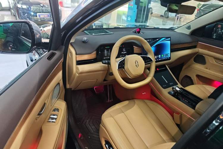 Used Hima AITO M7 2024 1.5T Intelligent Driving Rear-Drive Pro Version 5 Seats
