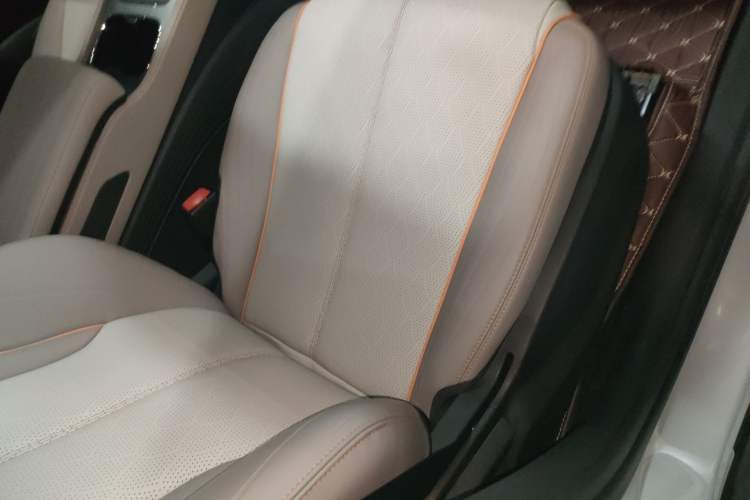 Used BYD Yuan PLUS 2024 Honor Edition 430KM Leading Model
