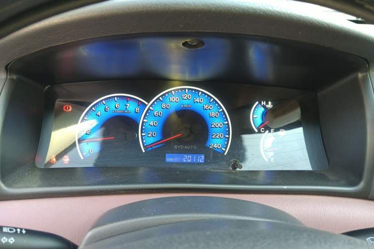 Used BYD F3 2012 Energy-Saving Edition 1.5L Manual Comfort Model
