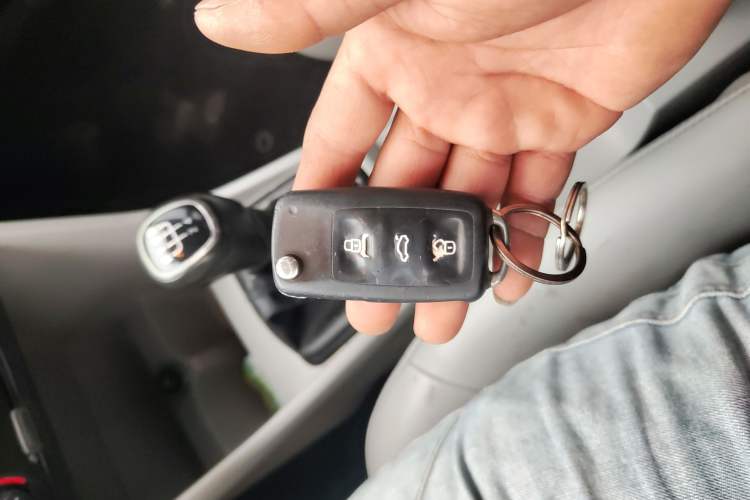 Used Skoda Rapid 2015 1.6L Manual Smart Selection Model
