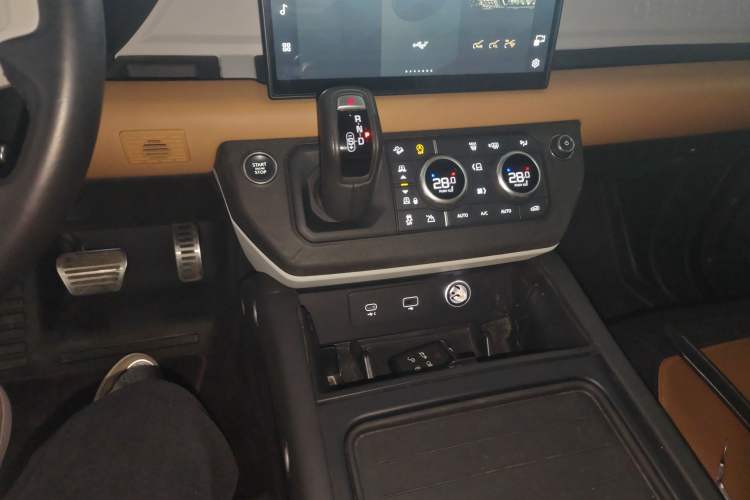 Used Land Rover Defender 2024 110 3.0T P400 X-DYNAMIC HSE