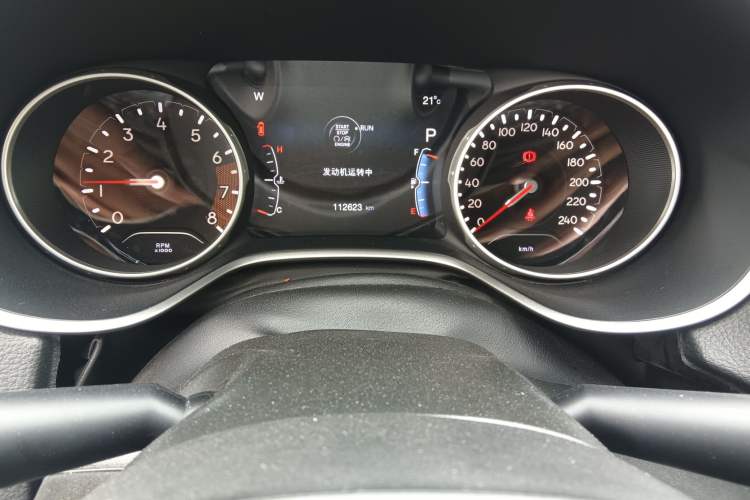 Used  Compass 2017 200T Automatic Family Edition