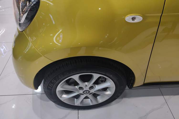 Used  forfour 2016 1.0L 52 kW Dynamic Edition
