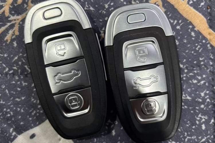 Used Hongqi E-QM5 2024 500km Range Edition
