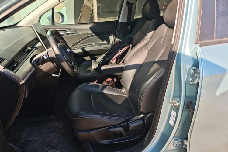 Used NETA V 2021 Long-Range Entertainment Edition Upgrade Model
