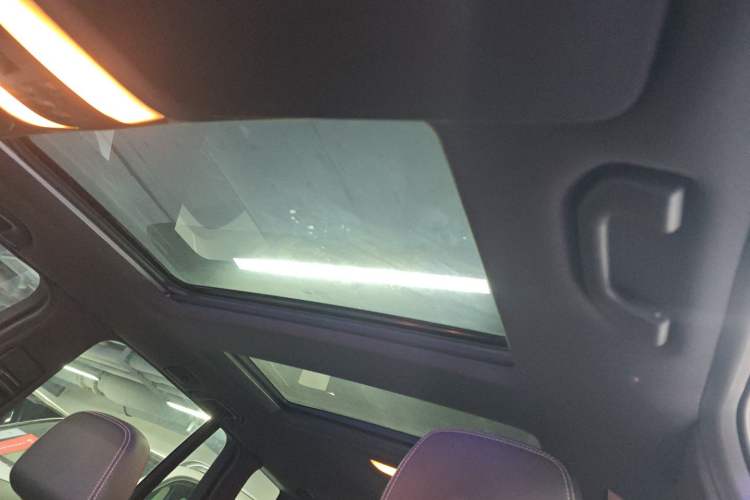 Used Mercedes-Benz GLK-Class 2015 GLK 300 4MATIC Fashion Edition Ultimate Version
