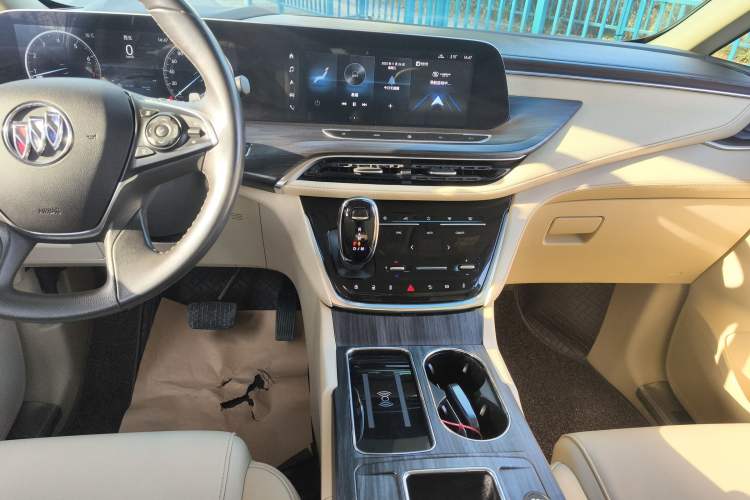 Used Buick GL8 2023 ES Lu Zun Deluxe Model
