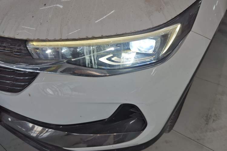 Used Buick Encore 2021 332T CVT Luxury Version
