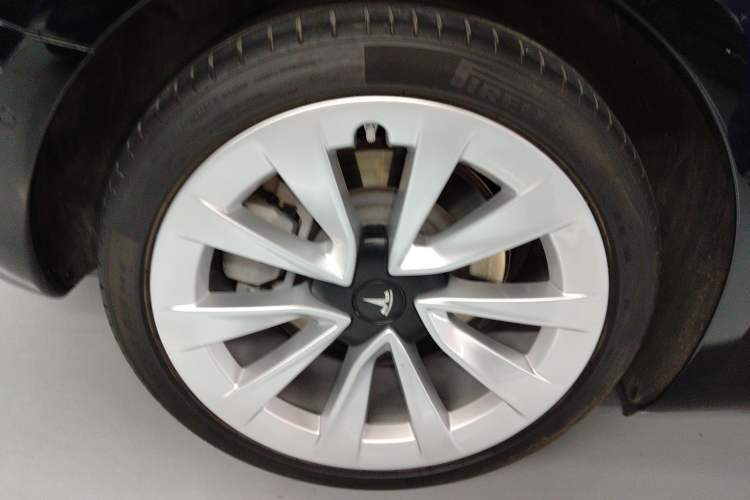 Used Tesla Model 3 2022 Rear-Wheel-Drive Version
