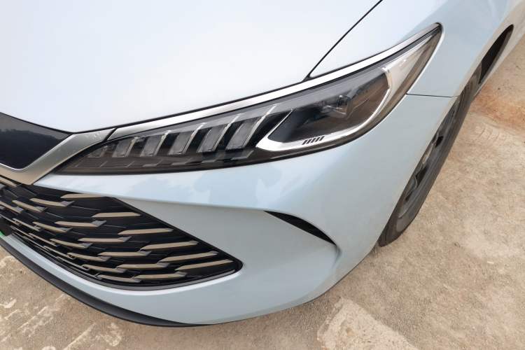 Used BYD Qin PLUS 2025 DM-i Smart Drive 55KM Leading Model