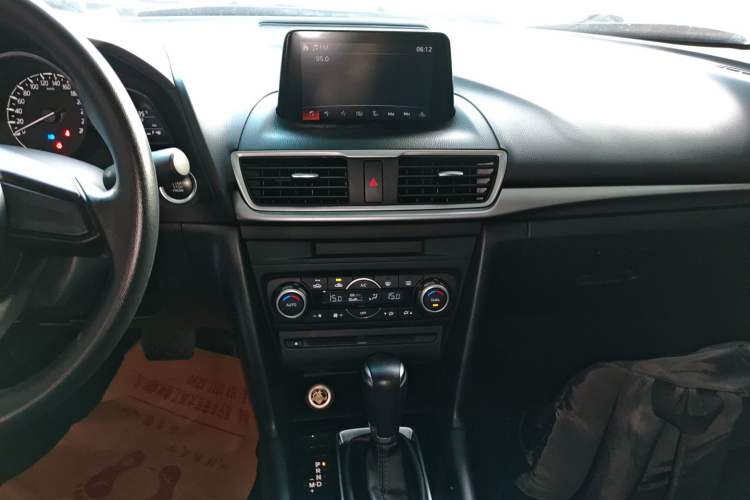 Used Mazda Mazda 3 Axela 2017 Sedan 1.5L Automatic Luxury Model Emission Standard China V