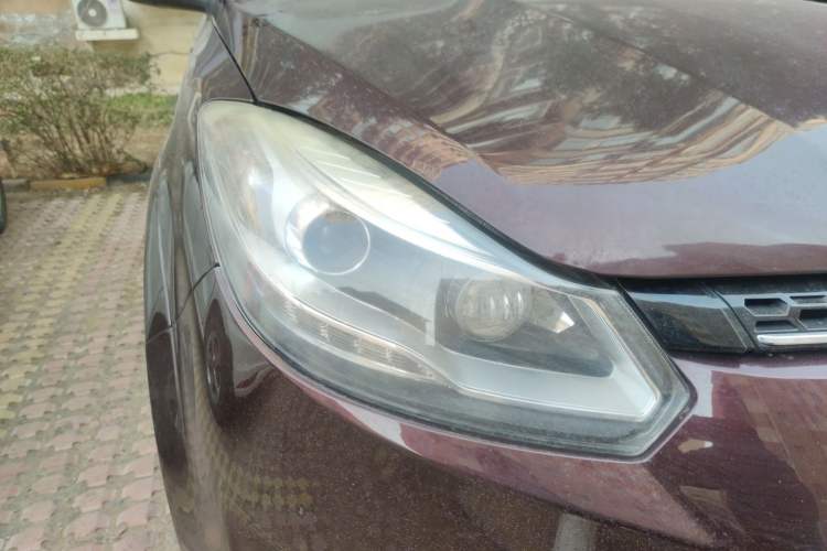 Used JMC Yusheng S350 2016 2.0T Automatic Two-Wheel Drive Gasoline Luxury Version with Sunroof 5 Seats