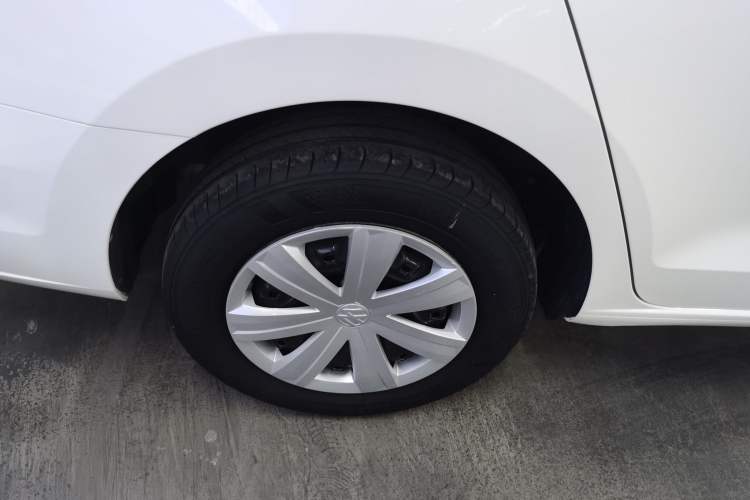 Used Volkswagen Jetta 2017 1.4L Manual Fashion Edition
