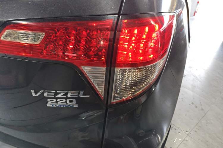 Used Honda Vezel 2019 220 TURBO CVT Elite Edition China VI