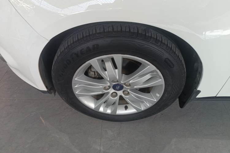 Used Ford Focus 2012 Sedan 1.6L Automatic Comfort Model