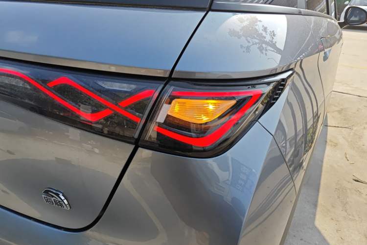 Used BYD Dolphin 2021 405 km Free Version
