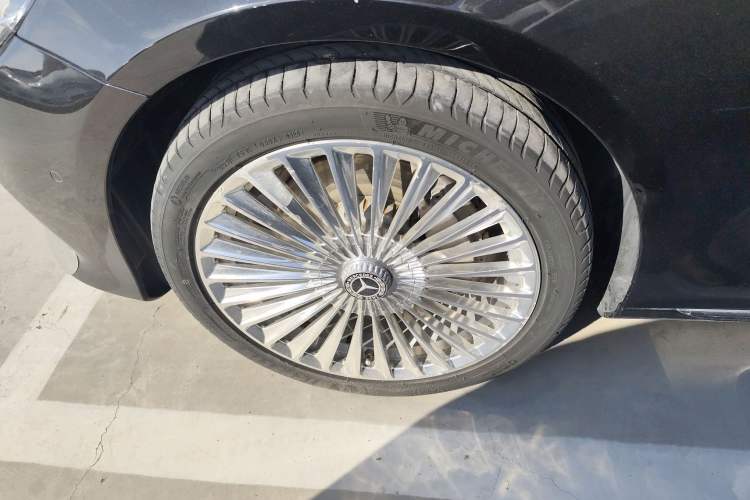 Used Mercedes-Benz E-Class 2019 Facelifted E 300 L Stylish Version
