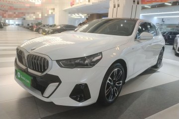 Used BMW 5 Series 2024 530Li Leading Model M Sport Package