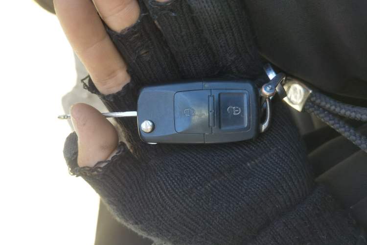 Used Toyota YARiS L 2019 1.5E CVT Dynamic Edition China VI compliant
