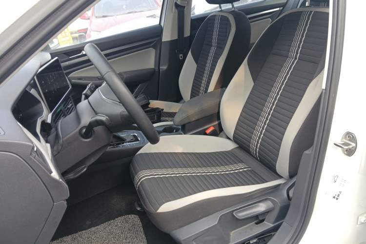 Used Volkswagen Bora 2024 200TSI DSG Comfort Edition
