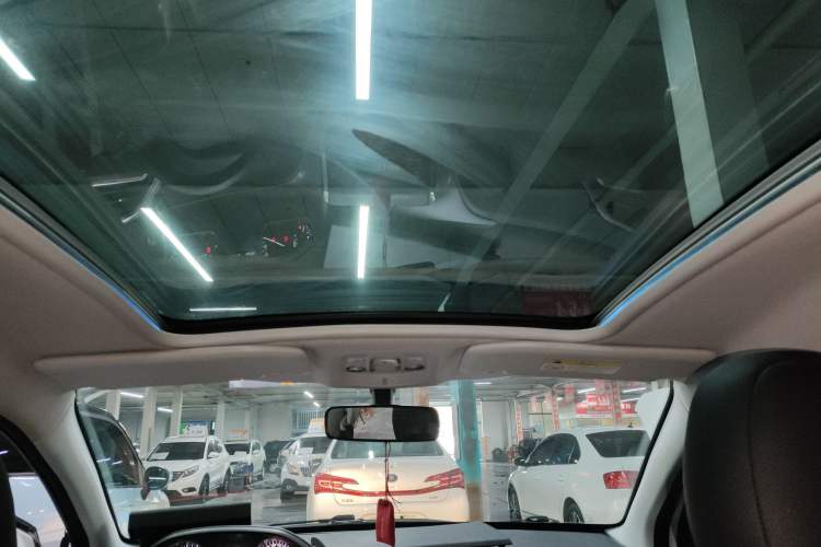 Used Peugeot 2008 2014 1.6L Manual Fashion Edition