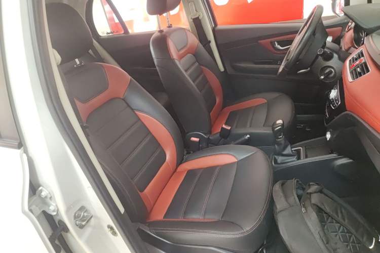 Used Haval H1 2015 1.5L AMT Luxury Model