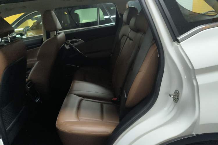 Used Geely Auto Emgrand X7 Sport 2016 1.8TD Automatic ZhiZun Version