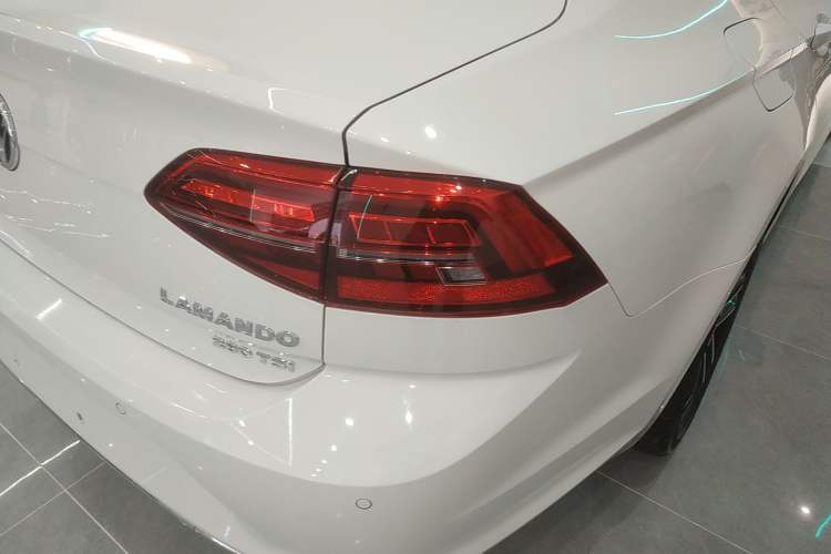 Used Volkswagen Lamando 2019 280TSI DSG Comfort Edition China VI standard