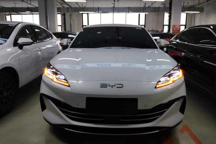 Used BYD Seal 06 New Energy 2025 DM-i Smart Drive 80KM Luxury Model
