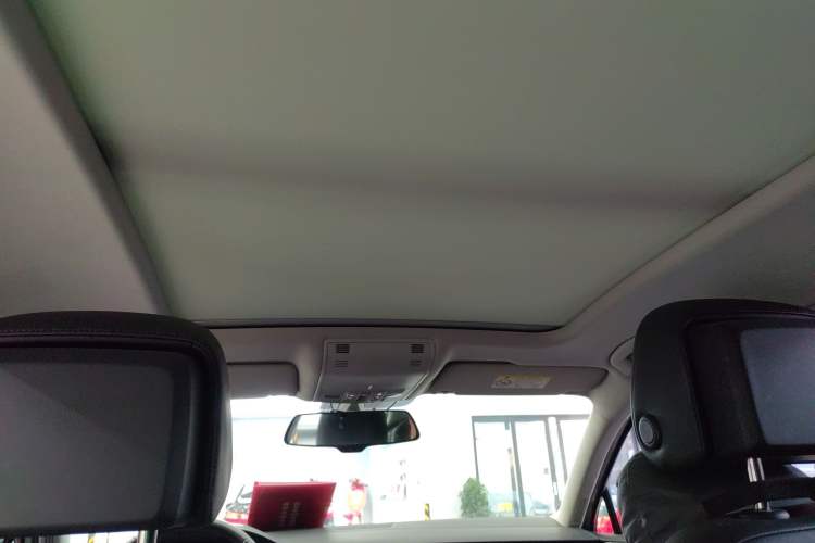 Used Volkswagen Magotan 2018 330TSI DSG Luxury Model
