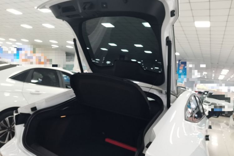 Used Changan UNI-V 2024 1.5T Prestige Edition
