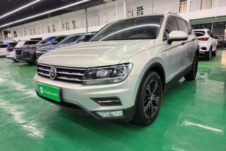 Used Volkswagen Tiguan L 2019 Updated Version 330TSI Automatic Two-Wheel Drive Panoramic Comfort Edition China VI Standard