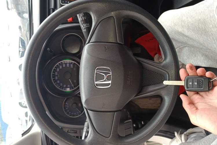 Used Honda Fit 2016 1.5L LXS CVT Comfort Sunroof Version
